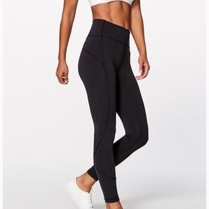 EverLux movement leggings in Black or Blue